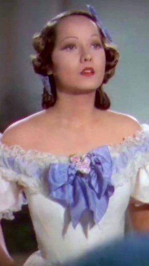 Merle Oberon and Laurence Olivier in The Divorce of Lady X (1938)