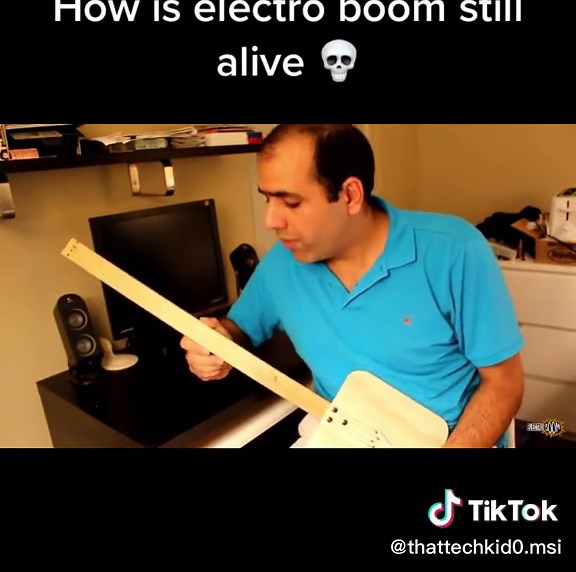 Bro got shocked by 120 volts and survived | electro boom