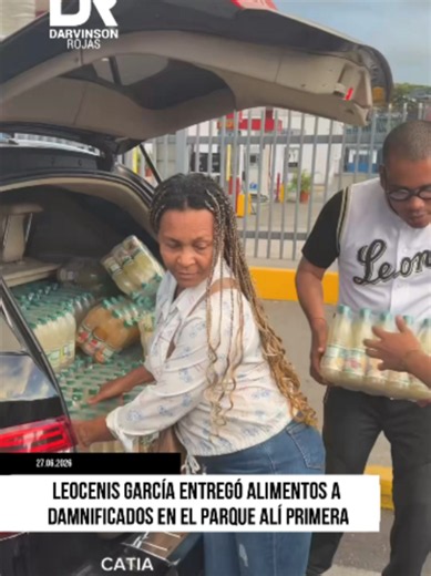 Leocenis García visitó el parque Alí Primera, en Caracas, donde entregó insumos, jugos y arepas preparadas por tres mujeres trabajadoras de Catia para las personas afectadas por los terremotos. García destacó que en el lugar encontró a miles de ciudadanos que reciben atención, junto a médicos, militares, civiles y voluntarios que se han sumado a las labores de ayuda. También reconoció la labor de jóvenes activistas y autoridades que participan en las jornadas de asistencia.