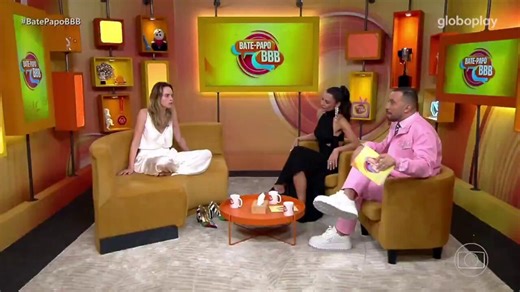 Ana Paula ficou chocada e muito grata ao ver que já soma mais de 8 milhões de seguidores. Ela prometeu continuar ativa nas redes sociais. Obrigada por todo o apoio, e aos novos, sejam bem-vindos! ✨💛 #EquipeRenault #BBB26