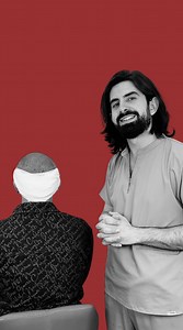 Crown hair transplants are a true test of skill. The natural swirl and unique growth patterns in the crown area require expert hands, careful planning, and a sharp eye for detail. At Maxim Hair Restoration, crown hair restoration isn’t just something we do—it’s one of our key specialties. Our experienced team is trained to understand the intricacies of crown anatomy, allowing us to recreate natural flow, direction, and density with precision. We use advanced techniques and tools to ensure each g