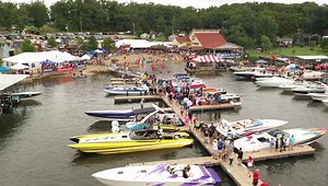 🏁 𝑮𝒆𝒕 𝑹𝒆𝒂𝒅𝒚 𝑭𝒐𝒓 𝑻𝒉𝒆 𝑳𝒂𝒌𝒆 𝒐𝒇 𝒕𝒉𝒆 𝑶𝒛𝒂𝒓𝒌𝒔 𝑺𝒉𝒐𝒐𝒕𝒐𝒖𝒕 Presented by Performance Boat Center ⚓️ For More Info: www.lakeoftheozarksshootout.com | Lake TV