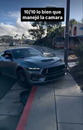 Mustang haciendo cosas de mustang FAILS