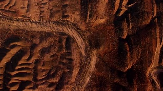 Чужая страна / Strangerland (2015)