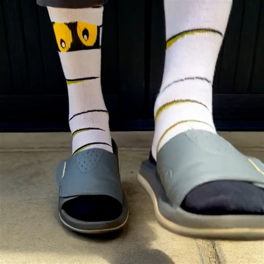 Mummy Socks Video from the Sock Panda