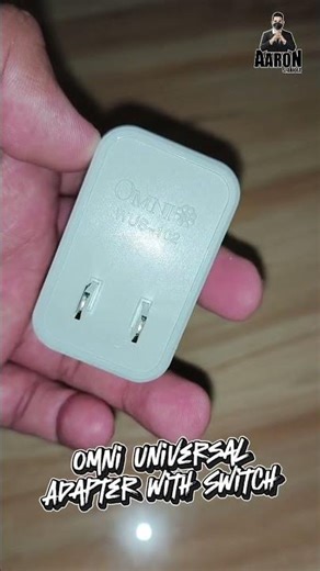 Omni Universal Adapter with Switch