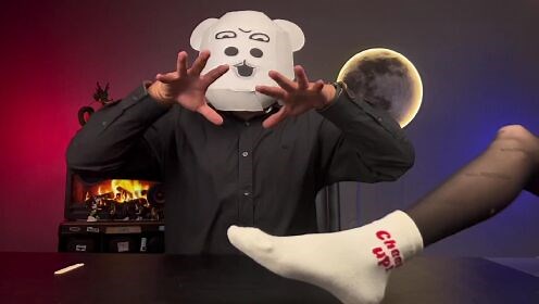 兄弟们你们要的挠脚心她来了，男人简单的快乐