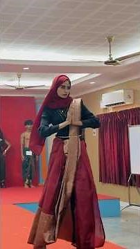 I wonder what kind of model this guy is 😌🙏🏻 #youtubeshorts #minivlog