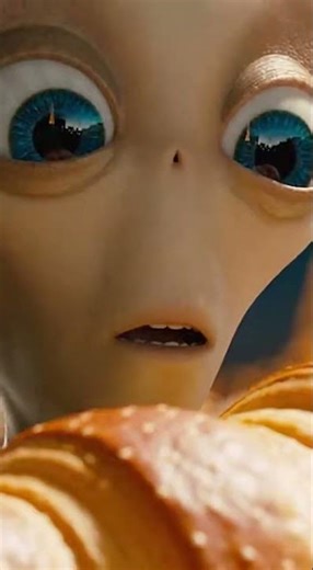 Alien Paul Discovers the Real Religion of Paris 🥐👽