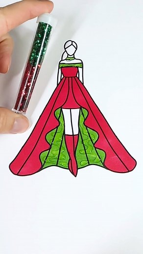 Glitter Christmas Dress ❤️🎄✨ #glitter #glitterart #colorfulcreativekids #Christmas #art #KidsCrafts #fun #dress #fashion #creative | Colorful Creative Kids