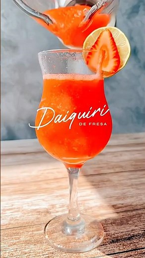 Refreshing Strawberry Daiquiri 🍓🍹 | Easy Summer Drink Recipe