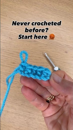 The foundation chain and single crochet stitch 🧶 #crochet #hobby #knitting #handmade #craft