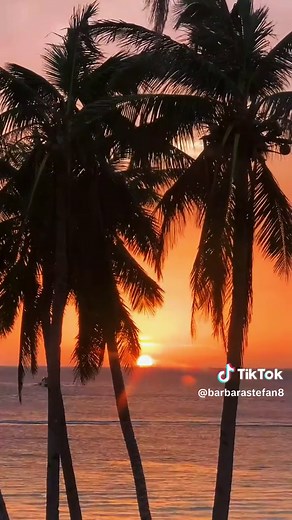 JustListenToMusic no TikTok