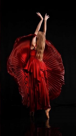 🇺🇦 Model poses for photoshoot📸 Ballet. Model Alina