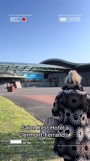 ✨ Retour sur une belle journée au Salon Rest’Hôtel au Grand Hall d’Auvergne à Clermont ! Une journée enrichissante, marquée par de nombreux échanges avec des professionnels passionnés et pleine de belles idées pour la suite 🌿 Cet été, le Château de la Bouchatte vous réserve de jolies surprises… Que ce soit pour un séjour en chambre d’hôtes, en gîtes ou pour vos événements au château, on vous prépare une expérience encore plus unique ✨ Restez connectés… 👀 #ChateauDeLaBouchatte #RestHotel #Clerm