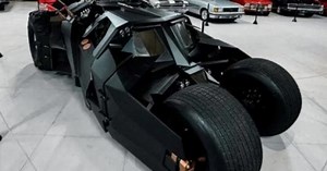 La excéntrica nueva adquisición de Neymar: se compró ¡un Batimóvil!