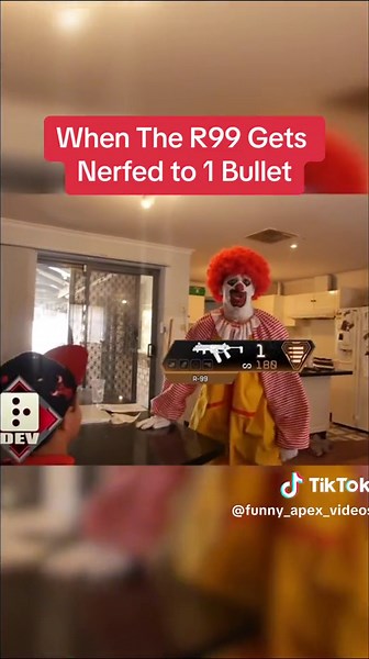 #apex #apexlegends #apexlegendsclips #apexfunny #apexlegendsmemes #apexmemes #apexcommunity #apexpubs #foryou #foryoupage #fypシ #foryour #funnyvideos