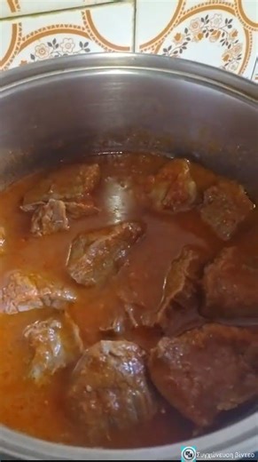 Κοκκινιστό μοσχαράκι με ρύζι! 🍚 #ελληνικήκουζίνα #ελλαδα #μαγειρικη #μαμά #φαγητό #foodie #κυριακή