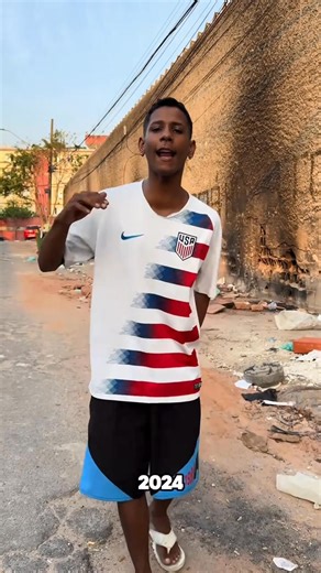 Where is the little boy who became popular with this extremely song | Reactions Of Celebz | Facebook