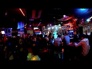 LA Café Manila, life band, Freelancers Ermita Manila.