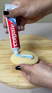 1.2M views · 10K reactions | Pon pasta de dientes en el jabón y no creerás el resultado. #tips #tricks #ideas | Ventana de Tips y Recetas | Facebook