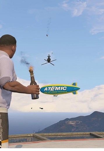 Helicopter vs Blimp: A Unique Flight Comparison