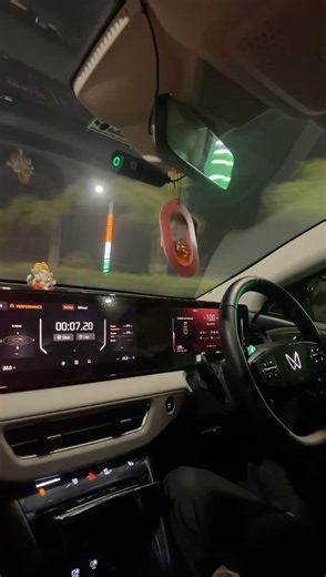 Mahindra XEV 9E 0 to 100 in 7 sec #cars #evcars #mahindra #electric #sportscar #race #automobile