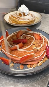 357K views · 3.4K reactions | STRAWBERRY SHORTCAKES from The Court Cafe 丹 | Los Angeles Eats | Facebook