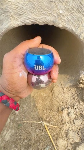 JBL mini throw speaker jumping testing