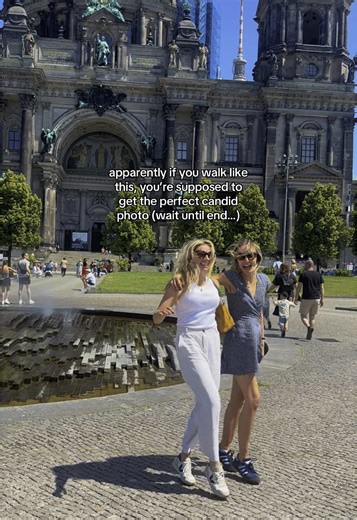 Perfect Candid Photo Tips for You and Your Sister