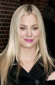 Kaley Cuoco u Davida Lettermana (FOTO) | Kozaczek: Gwiazdy, plotki, celebryci, gorące zdjęcia, newsy ze świata show-biznesu