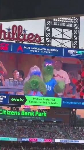 Phillie Phanatic Surprises Everyone on Coldplay's Kiss Cam