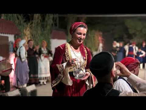 Η γυναικεία ενδυμασία της Κρήτης - Παραδοσιακό Εργαστήρι