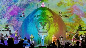 82K views · 2.1K reactions | SOMEBODY DANCE WITH ME ALL AROUND THE WORLD睊✈️ EVOLUT30N Tour 2024 Tickets: www.djbobo.com | DJ BoBo | Facebook