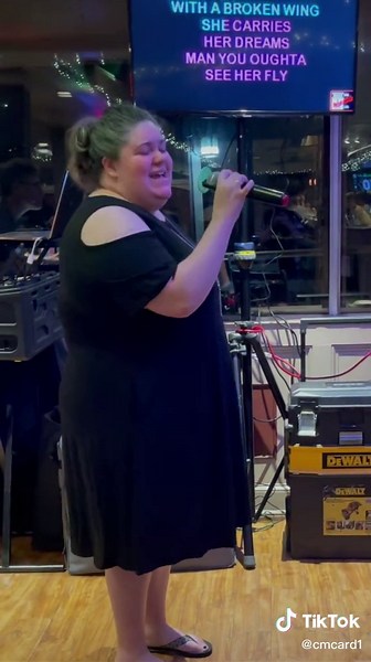 Martina McBride Karaoke: Sing A Broken Wing