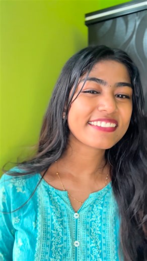 Bia Rosey on Instagram: "Tag ur natural beauty 🫶🏻💗….."