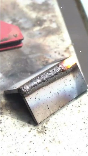 WHIP and PAUSE like a PRO - 6011 Stick Welding