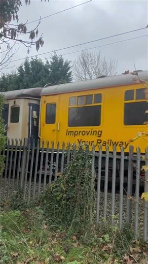 DBSO and class 37 passing Milford (Stafford)!.