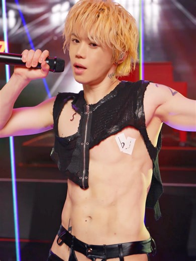 俺のバクテリア、わけてあげよっか？ 「僕のバクテリア、君の中へ」実は、めっちゃ気に入ってる歌詞です＾＾ 東京ドームシティホールでライブできることになったから この曲も予習してきてね！ チケット、今日から２日間うけつけです（1/22まで） そして、静岡でもライブできることになりました！ 今日からファンクラブのチケットから、始まっていて、そのチケットは今日までです！ （いつもより申し込みが短いので注意してね！） ファンクラブは月額５００円なので、ぜひ入ってね＾＾ みんな、良かったら、シロセに生で会いに来てください。 僕と一緒に、夢を叶えに行ってください！ 【全国ツアー】 WHITE JAM 東京ドームシティホール &全国ツアー決定 宮城 1/10 土 ソールドアウト 香川 1/31 土 ソールドアウト 北海道 2/7 土 ソールドアウト 広島 2/14 土 ソールドアウト 福岡 2/28 土 ソールドアウト 大阪 3/21 土 ソールドアウト 愛知 3/28 土 ソールドアウト 静岡 3/29 日 追加公演🎉 2026.4.25(土) 東京ドームシティホール whitejam.jp/su