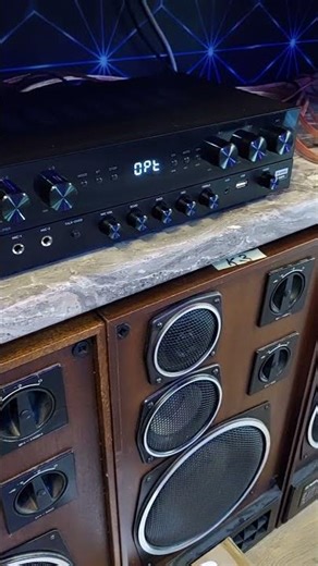 Donner amplifier vs Big Speakers