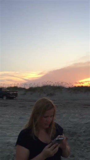 4wheel drive beach visit for an evening reset #nature #beach #explore #jeep