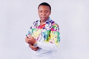 5.8K views · 482 reactions | What is your situation, what is it that you are facing, what questions are you asking yourself and wondering what is God saying concerning that present situation or season? This prophetic advice from the man of God Prophet Fadzai is that answer you were praying for and waiting to hear, In Jesus Christ Name. | Prophet FJ Moses Ministries | Facebook