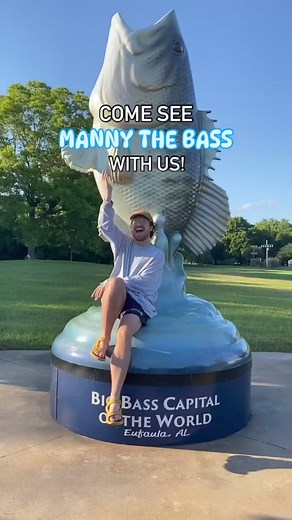 🐟 ICONIC EUFAULA STATUE: Meet Manny, Eufaula’s 12-foot fish statue with an astonishing story!⭐️Manny is named in honor of the late Tom Mann, renowned Eufaula fisherman who caught kept the legendary bass fish Leroy Brown in 1973⭐️Leroy Brown quickly became famous in Euafula all over America because of his intellect and spunk⭐️When Leroy Brown passed away in 1980, he was the most famous fish in America 800 people attended his funeral⭐️In 2018, the 12-foot Manny The Bass Statue was created to brin