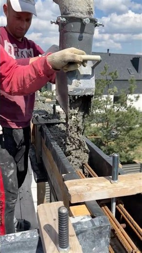 This Tool Makes Pouring a Concrete Beam Way Faster 🛠️ #construction #diy #workers