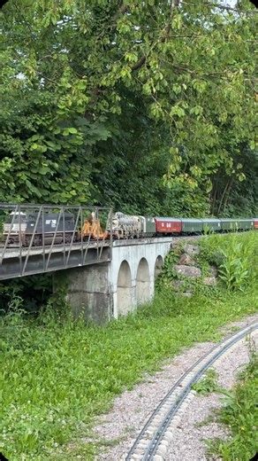 German Class 19 Test Ride 🫶🏼 —————————————————— #modeltrains #locomotive #livesteam #5gaugetrains #emd #5zolleisenbahn #dampflok #backyard #messefriedeichshafen #loco #rednechshit #viral #5gauge #5zollgartenbahn #modelleisenbahn #ModernScaleDivision #DB #dampflok #steamengine #train #army #dirty #modellbau #Trainspotting #HO #sd70ace #Eisenbahn #deutschebahn #marklin #unionpacific #steampunk | Modern Scale Division