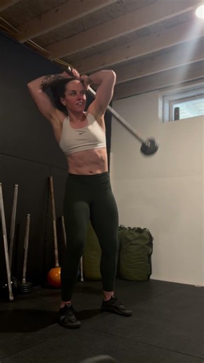 Moving your body around the mace in motion is next level swinging ꩜ #ckmaceworks #steelmace