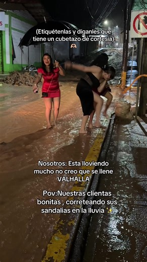 Experiencia de Diversión en Valhalla Bajo la Lluvia