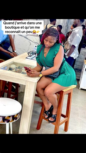 On va abuser de ce son,,, #jaloux . Dc:@rayon-x996 @aroneKMA . Cc:@Josey mon combat💎👑💪 #tiktok #tiktokivoire225🇨🇮 #fypシ