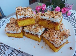 Bolji od torte: Starinski kolač sa džemom od kajsija i orasima (RECEPT+VIDEO)