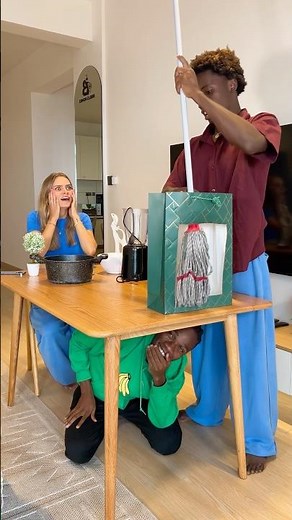 She noticed at the end!😳😂